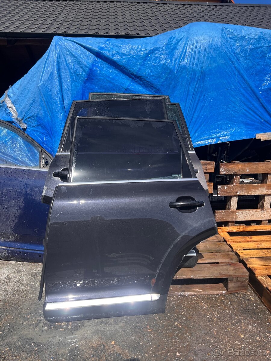 Vw touareg L.Z. dveře 3x