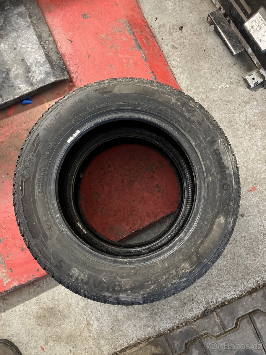 Pneu 165/70/14