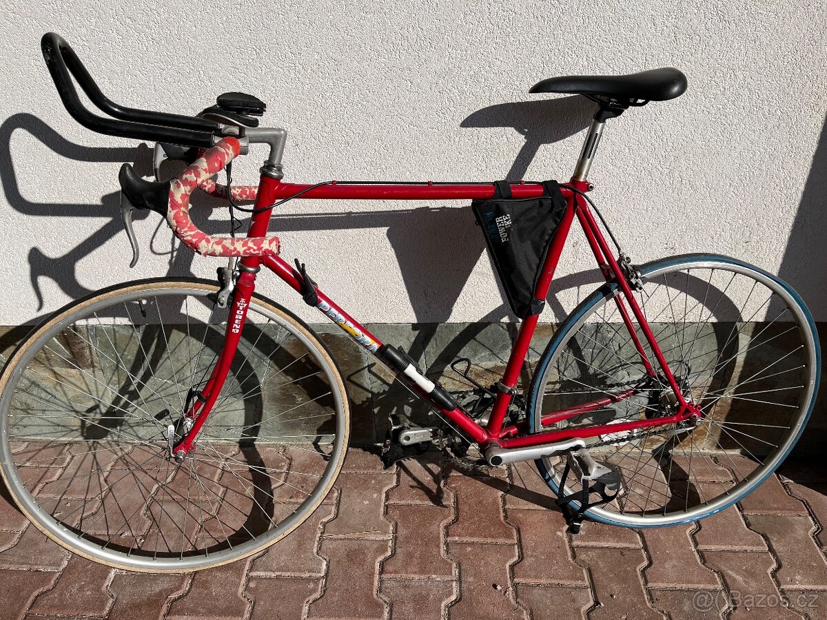 Retro zavodni kolo