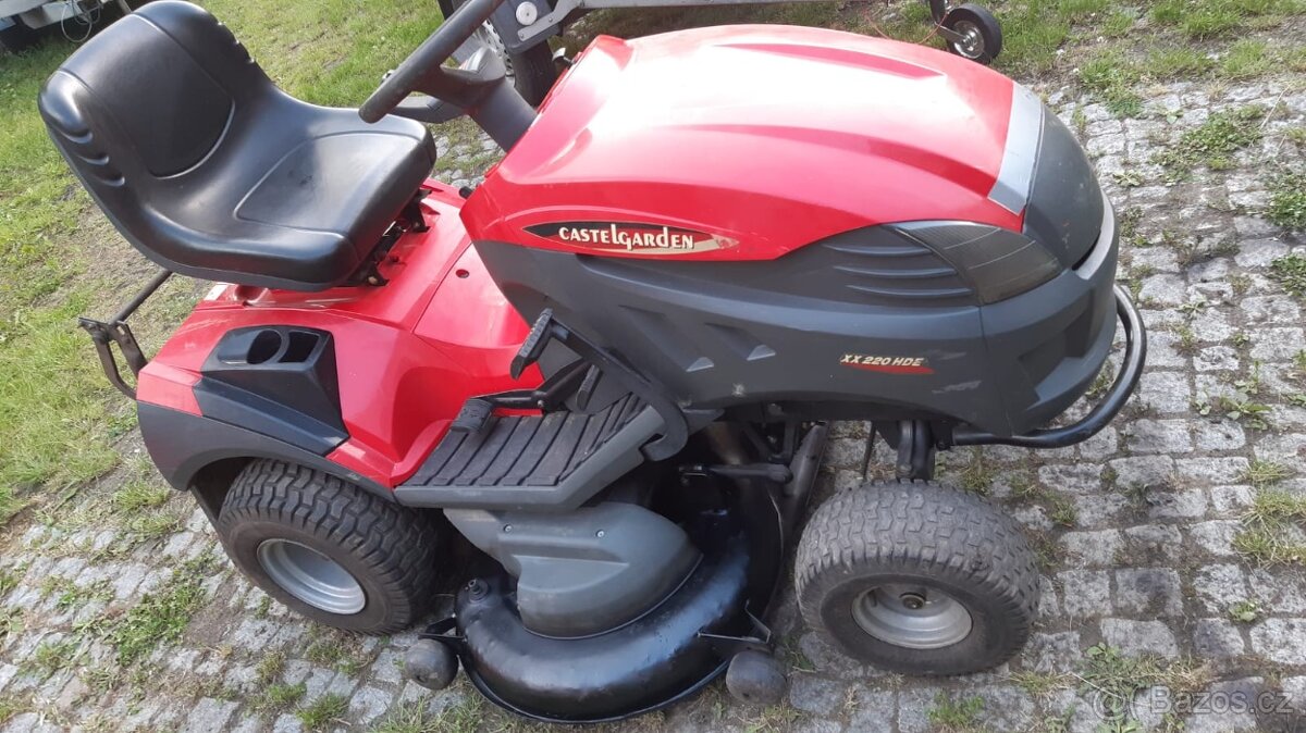 Žací traktor Castelgarden