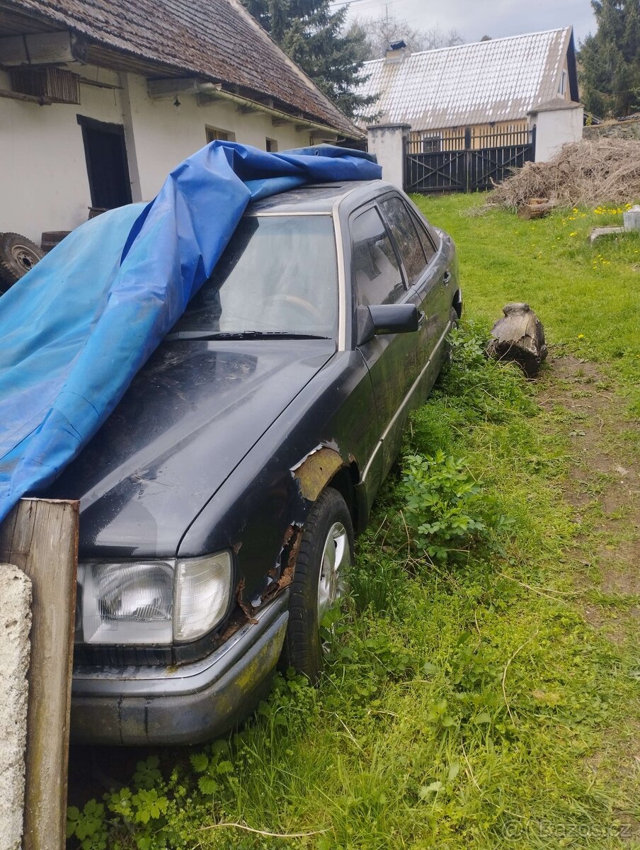 Mercedes w124 náhradní díly