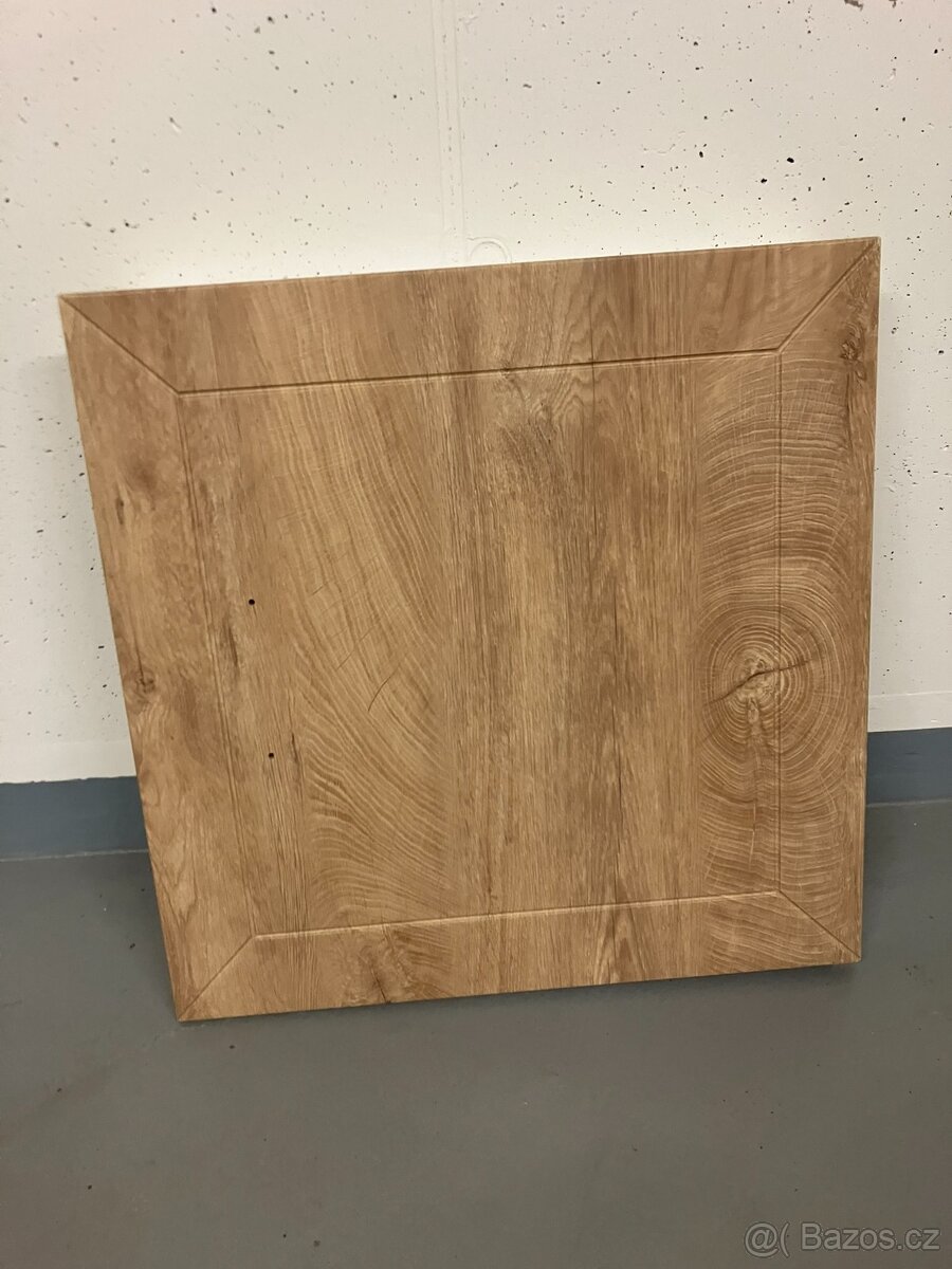 Revizní dvířka 60x60 dub