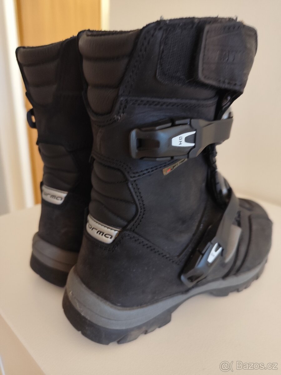 Boty Forma kožené enduro,vel 43 ...Helma a bunda...vše jakoé