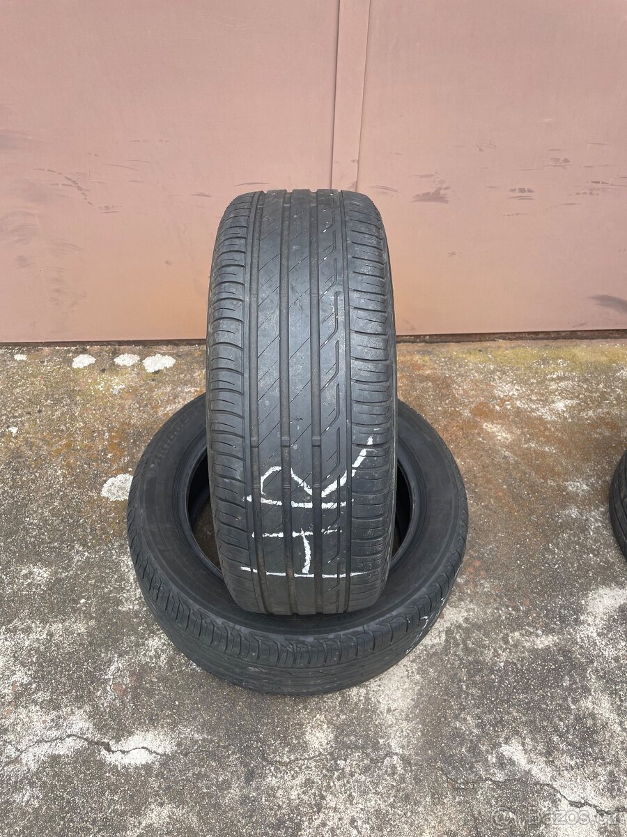 Letní pneu 215/55/17