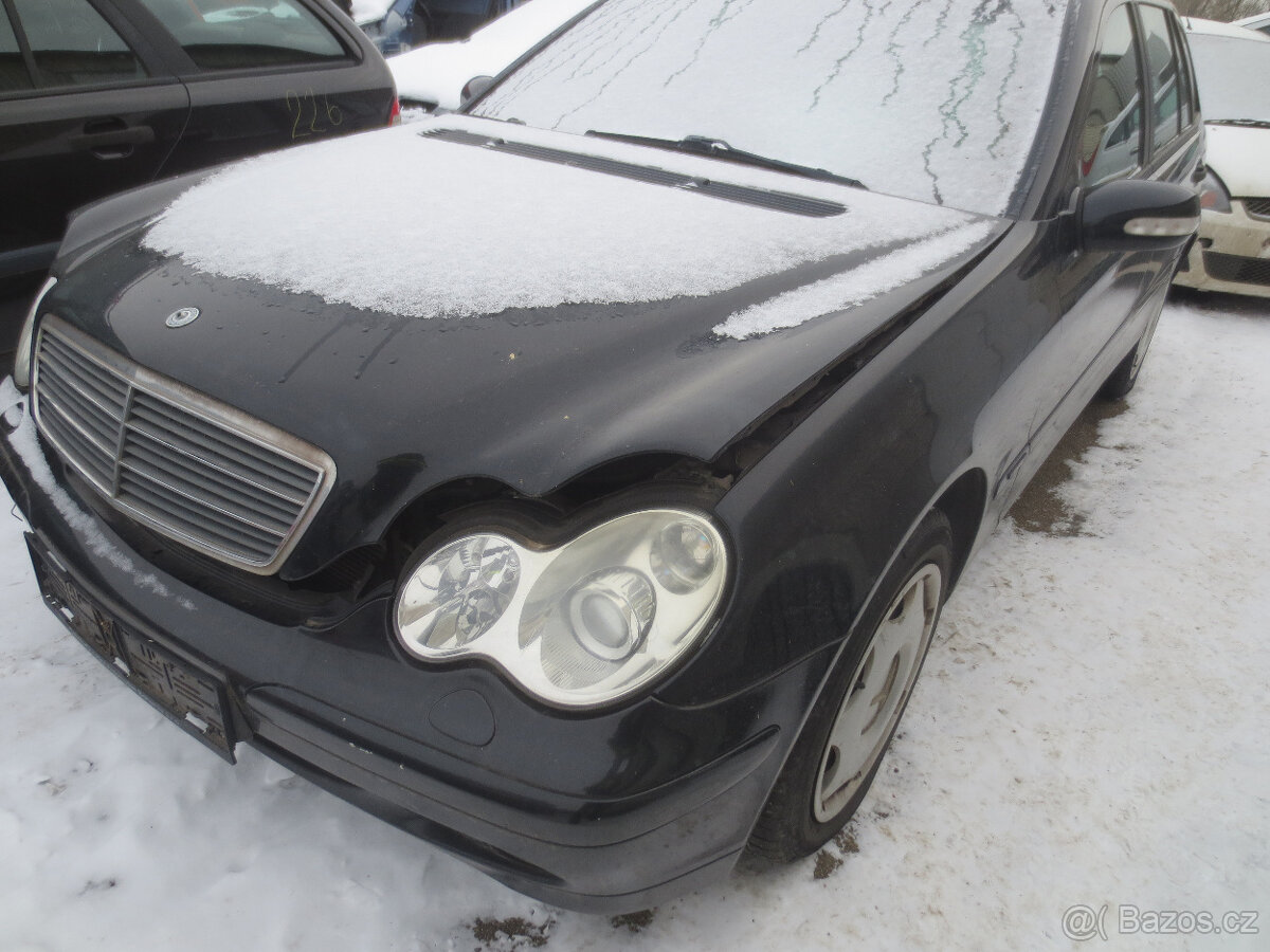 Mercedes c cecko 1.8 benzin - 220 DCI díly