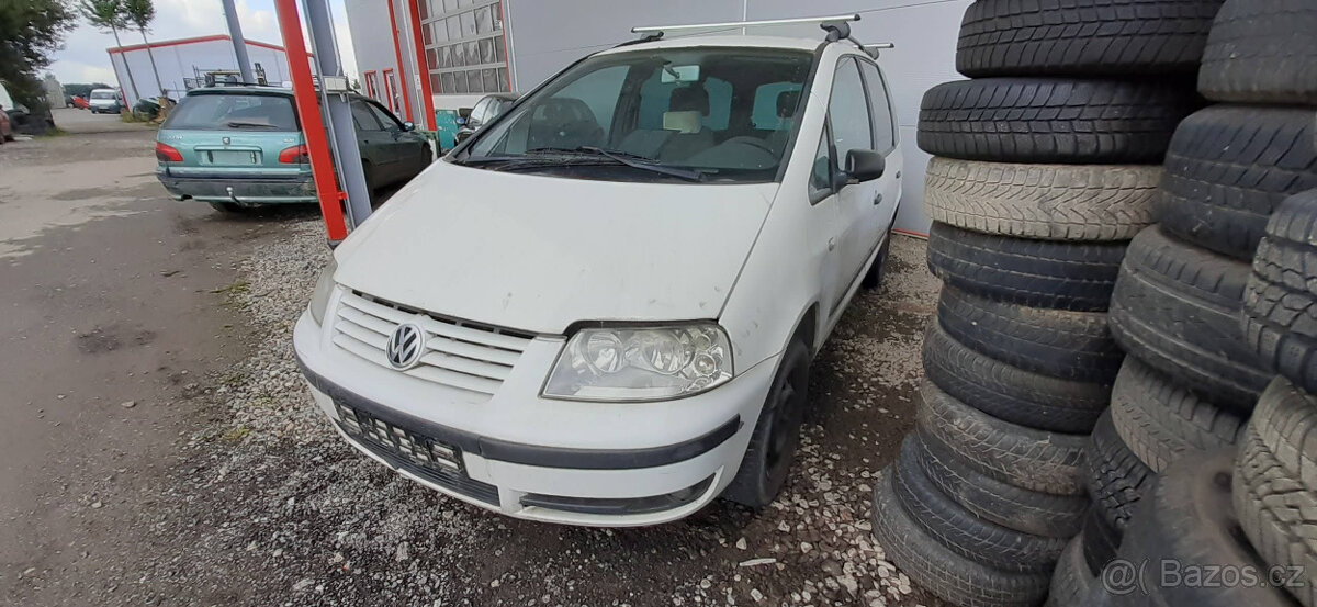 VW Sharan 2000 1,9TDI 85kW AUY - DILY z VOZU