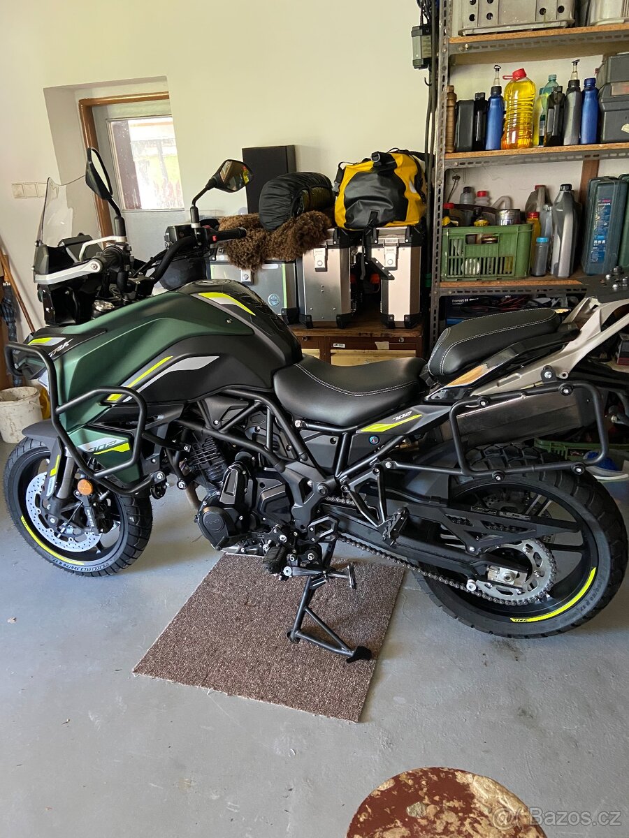 Benelli trk 702