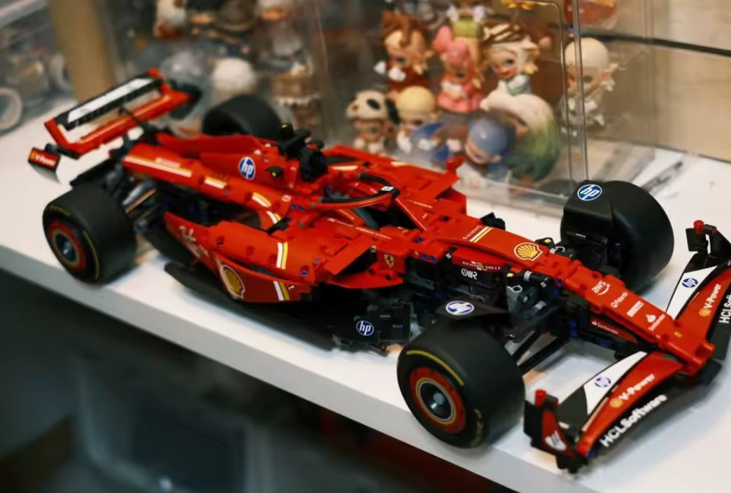Nová stavebnice Vozu F1 Ferrari SF 24