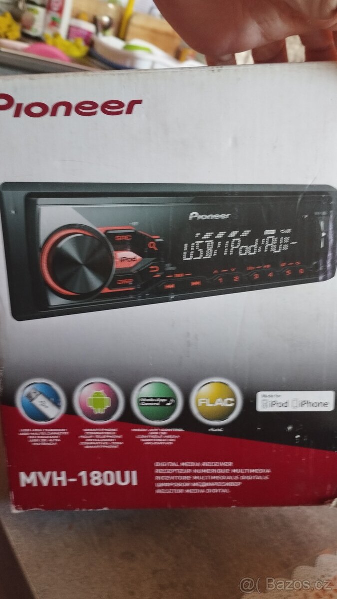 Autorádia Sony + Pioneer 50 W