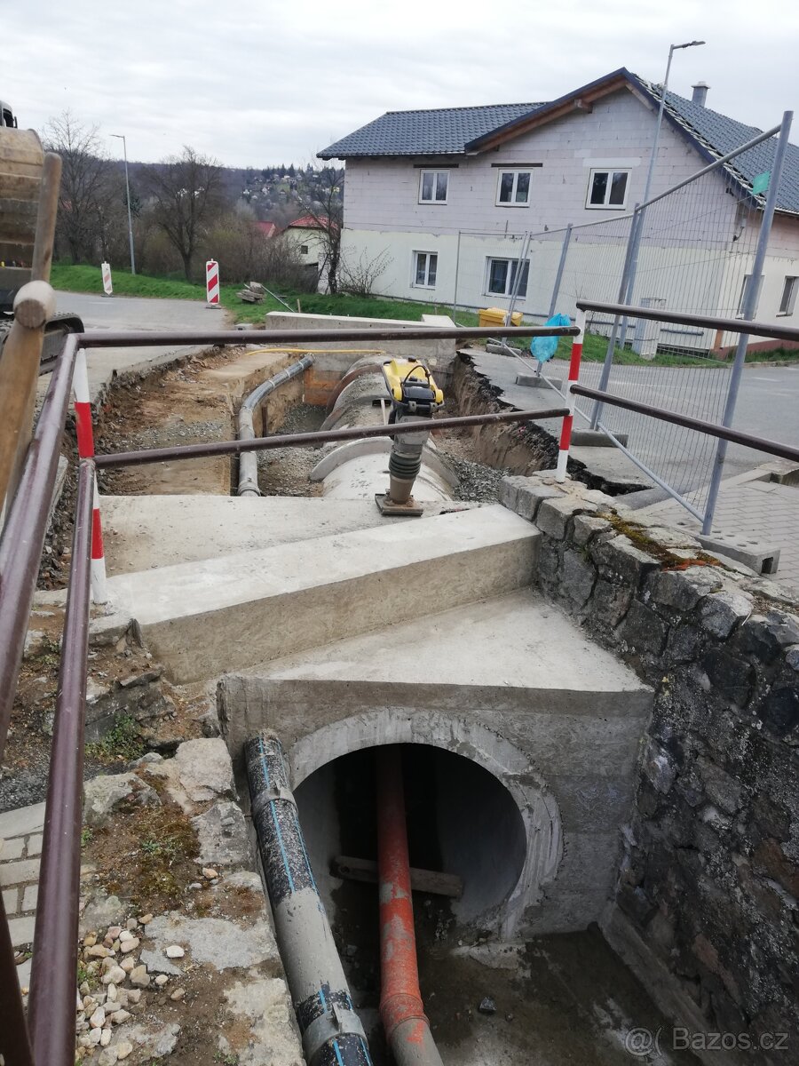 Terénní a stavební práce