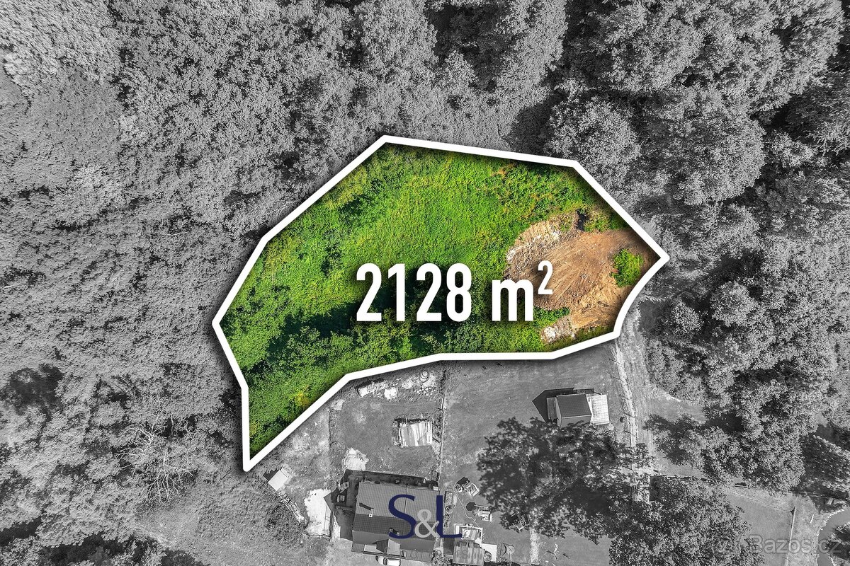 Nabízím ke koupi prostorný pozemek o celkové výměře 2 128 m2