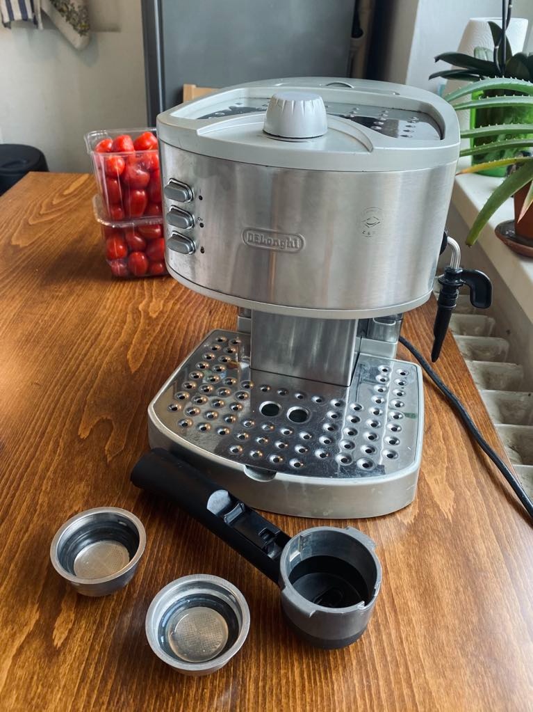 Pákový kávovar DeLonghi MM EC330S