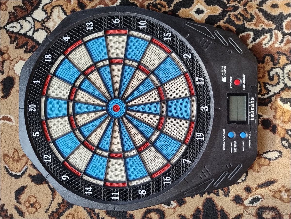 Elektronický terč na šipky + 6 šipek + náhradní hroty