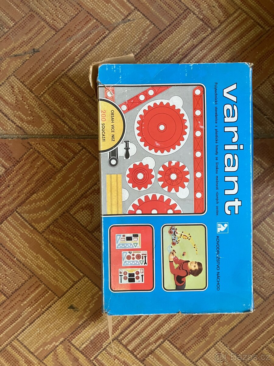 Staré stavebnice a hry