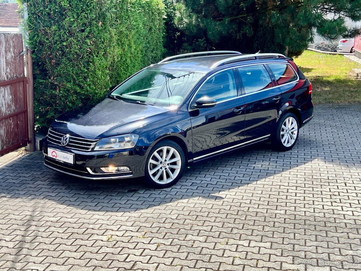 Volkswagen Passat 2,0 TDi DSG HIGHLINE / NAVI / 2013