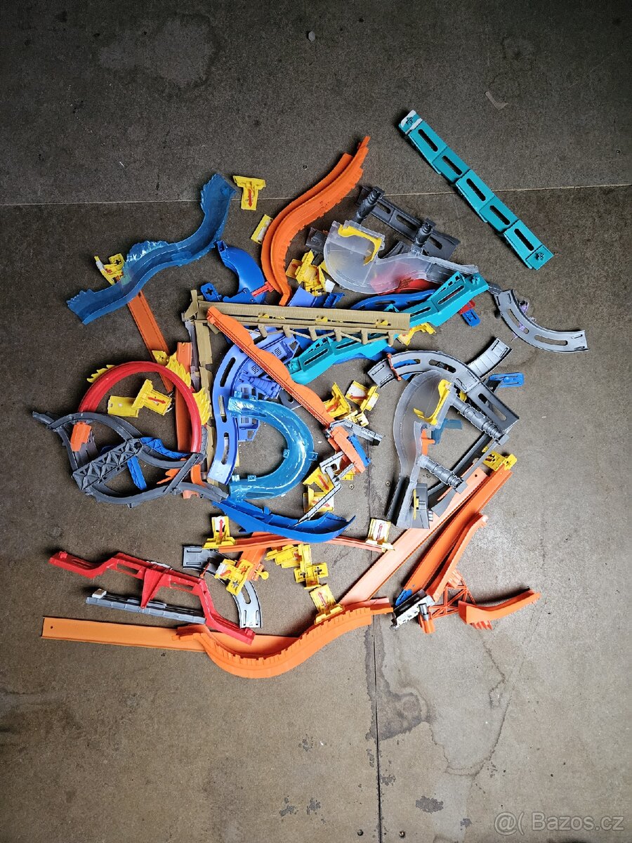 Hot wheels autodráha