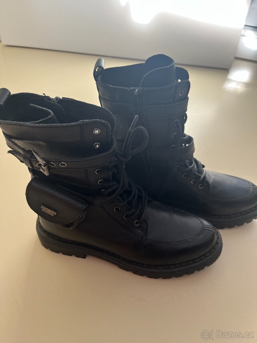 Prodám dámské vysoké, šněrovací, kožené boty vel. 38