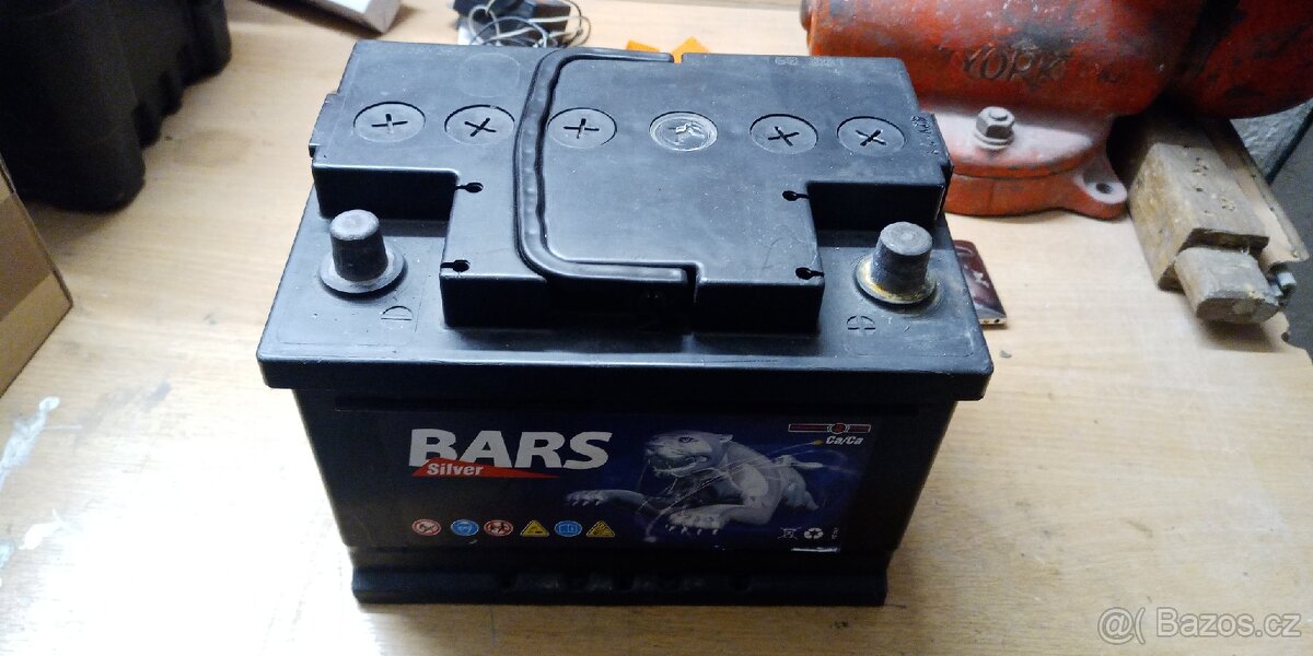 Autobaterie 12V 50Ah