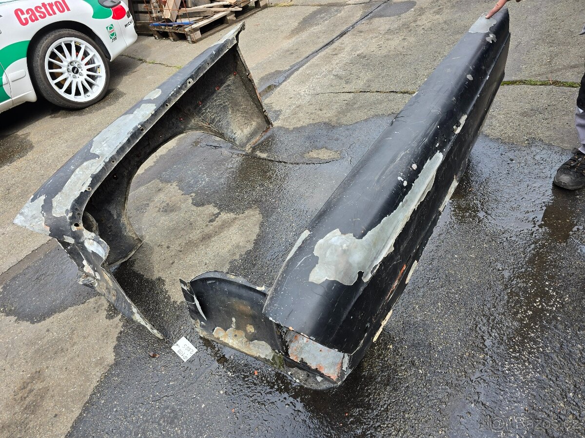 MERCEDES W108 W109 POZINKOVANÉ PŘEDNÍ BLATNÍKY PRAVÝ LEVÝ