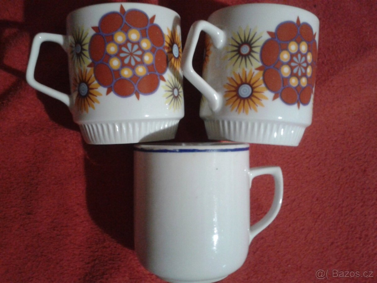 retro hrnky ČSR - 3ks