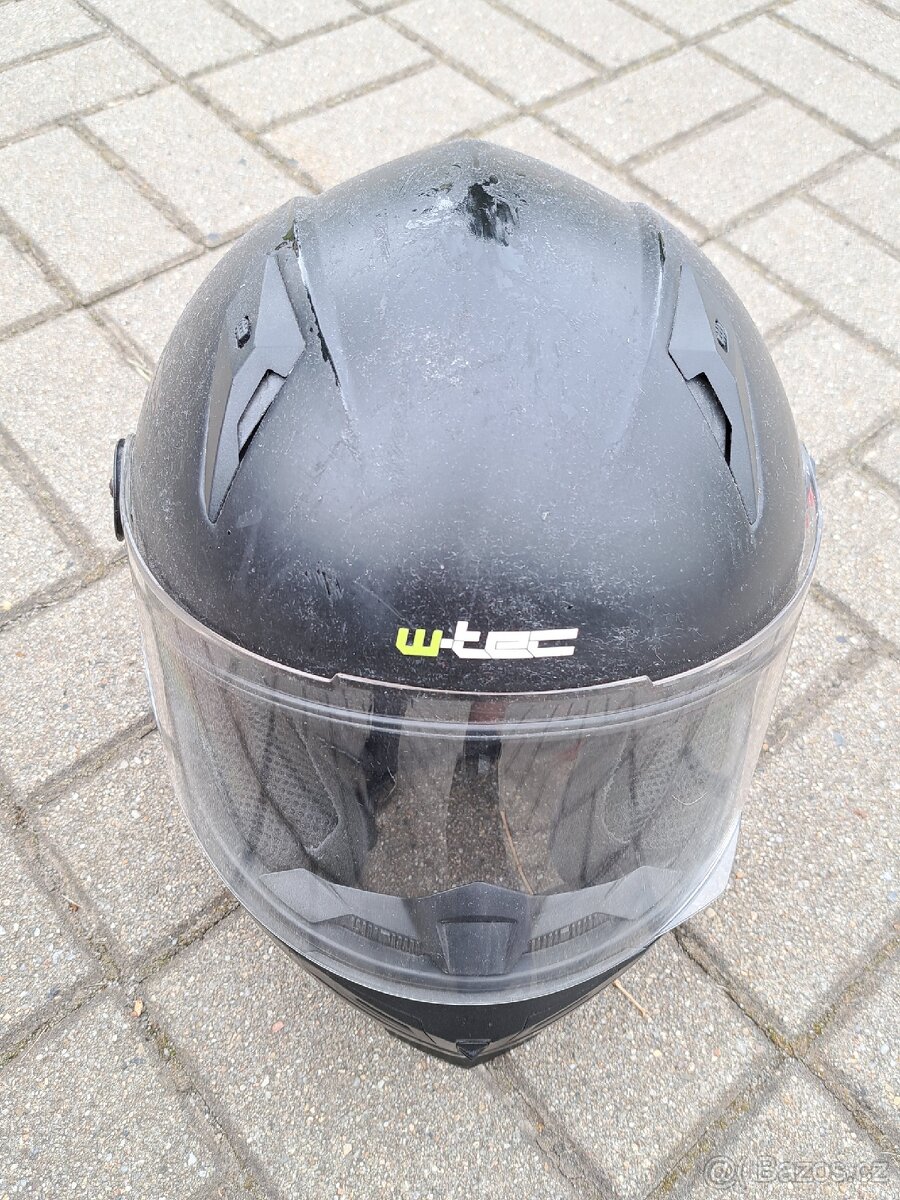 Integrální přilba W-TEC