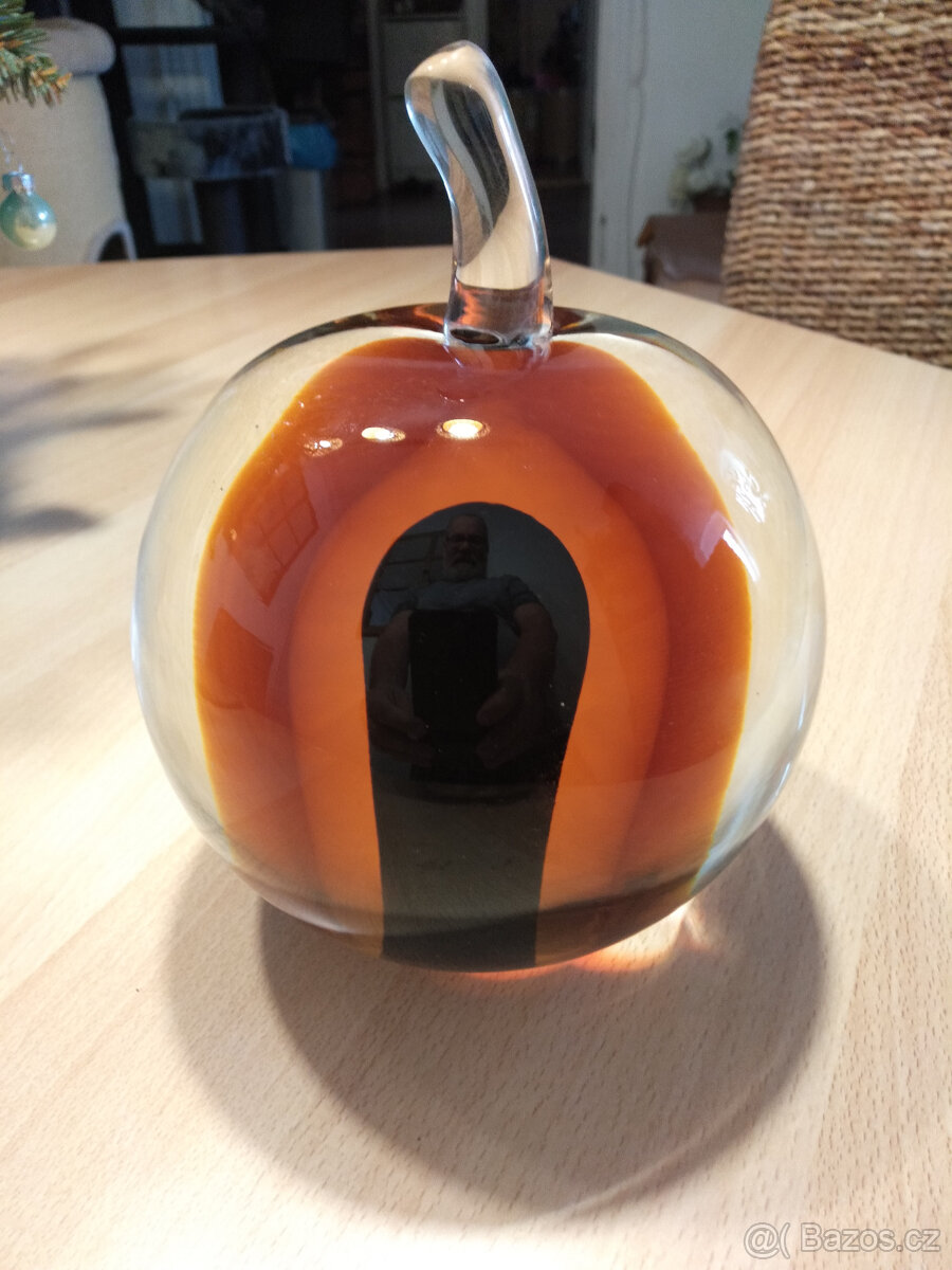 René Roubíček-Jablko 1984