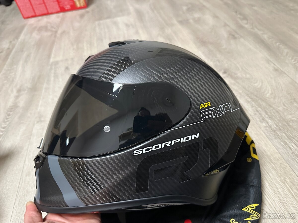Scorpion EXO R1 Carbon air