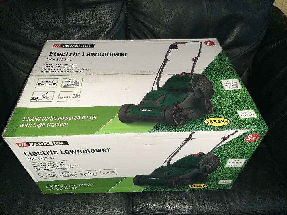 Elektrická zahradní sekačka na trávu Parkside PRM A1