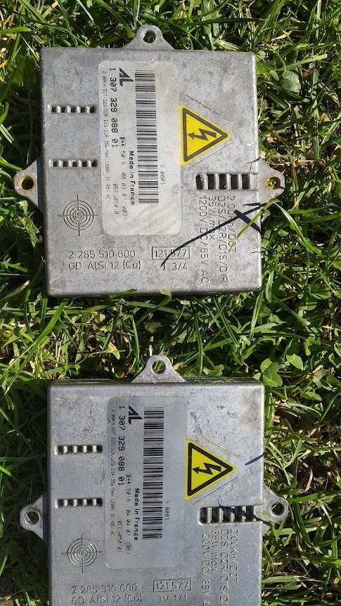 Starter xenony original AUDI TT MK1