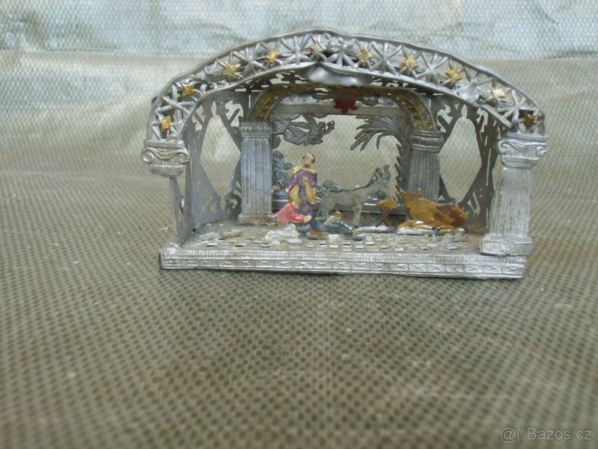 Cínový starožitný betlém do vitrínky