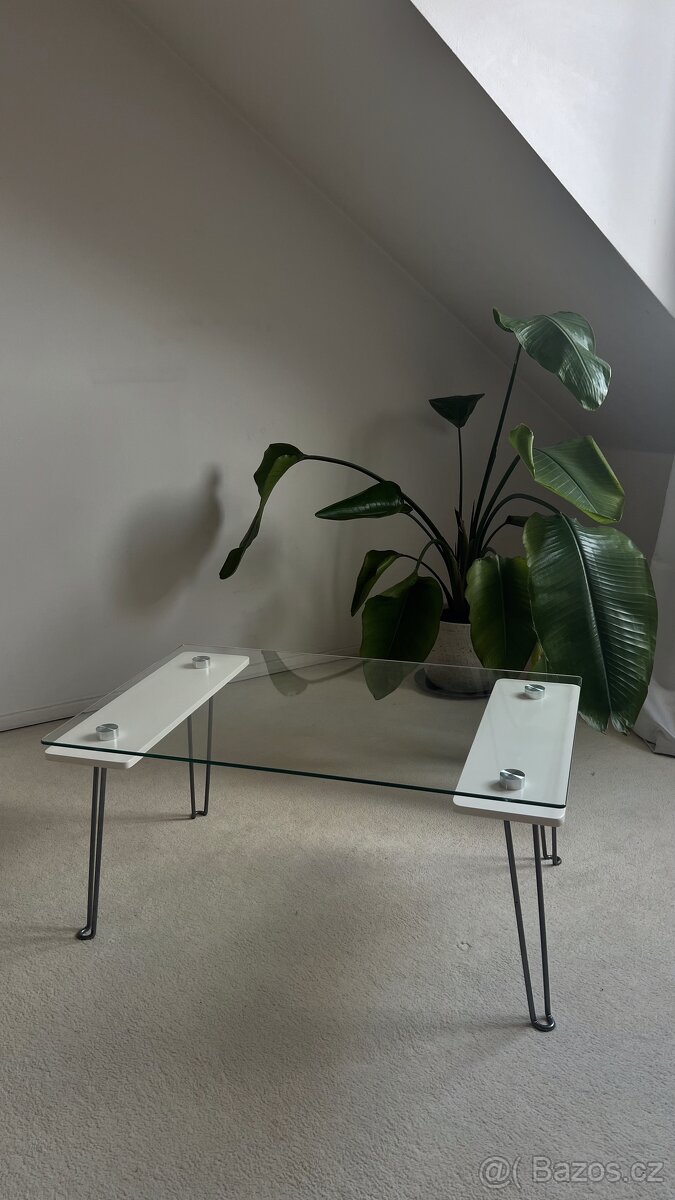 Skleněný Stolek GRÖSSBY - IKEA