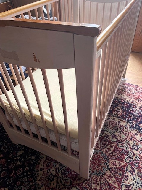 Dětská postýlka pro miminka masiv za 400 Kč