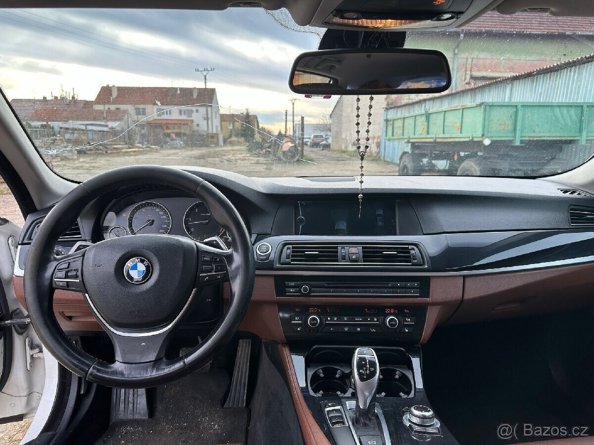 BMW F11 530D 180kw díly