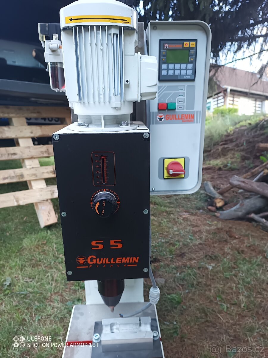 Orbitální nýtovací stroj Guillemin s5