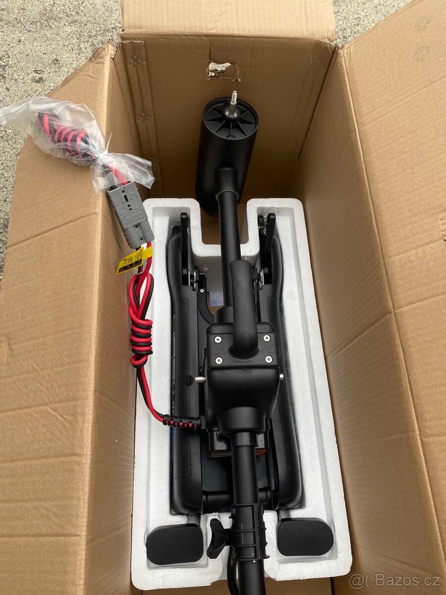 Haswing Elektromotor 55LB na dálkové ovládání s GPS 12V
