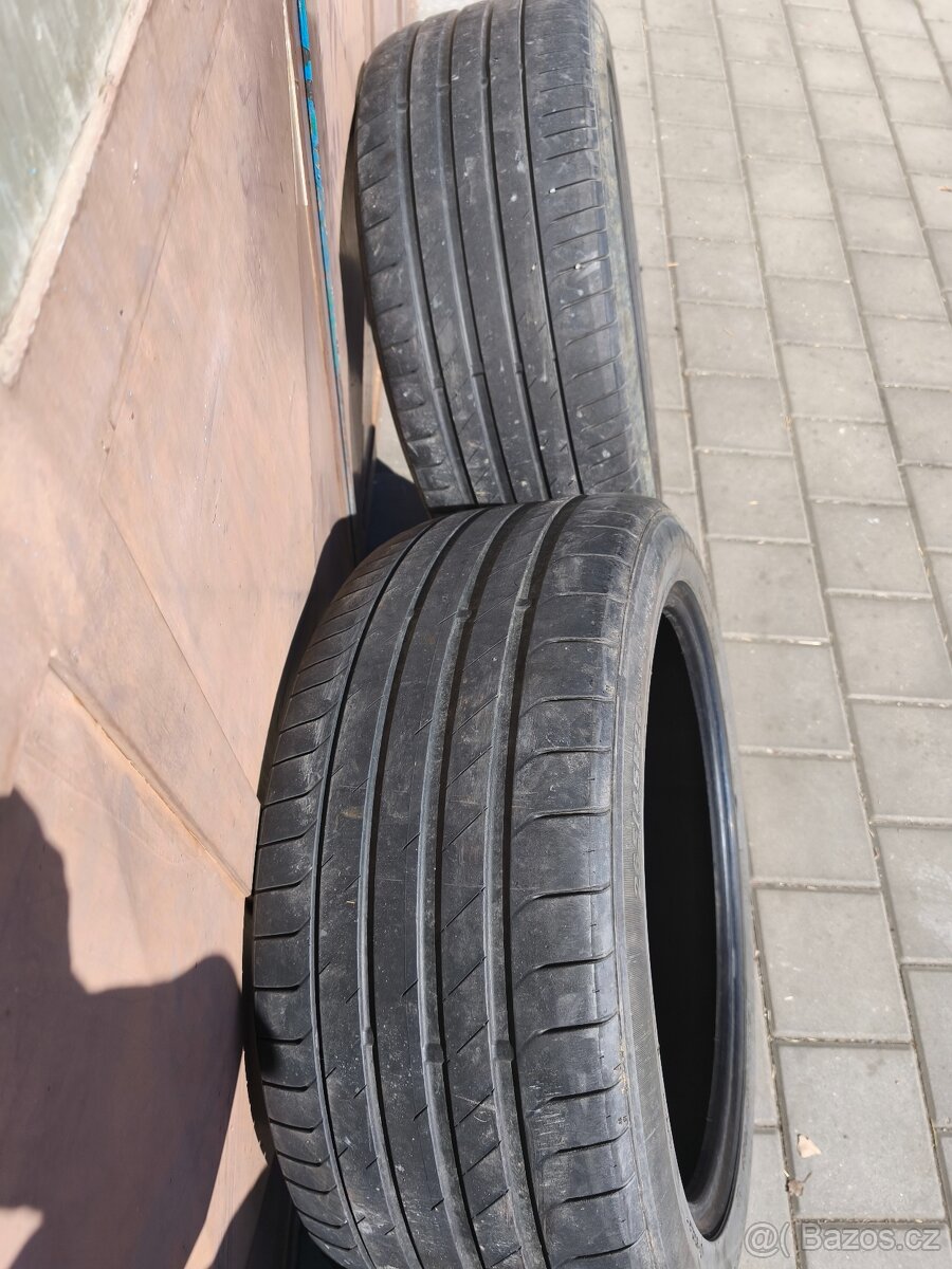 265/45/20 108V Nexen