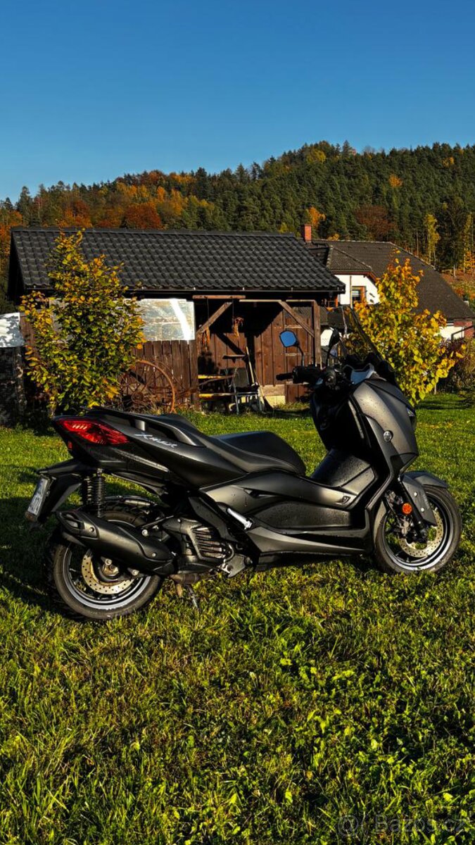 Yamaha X Max 125