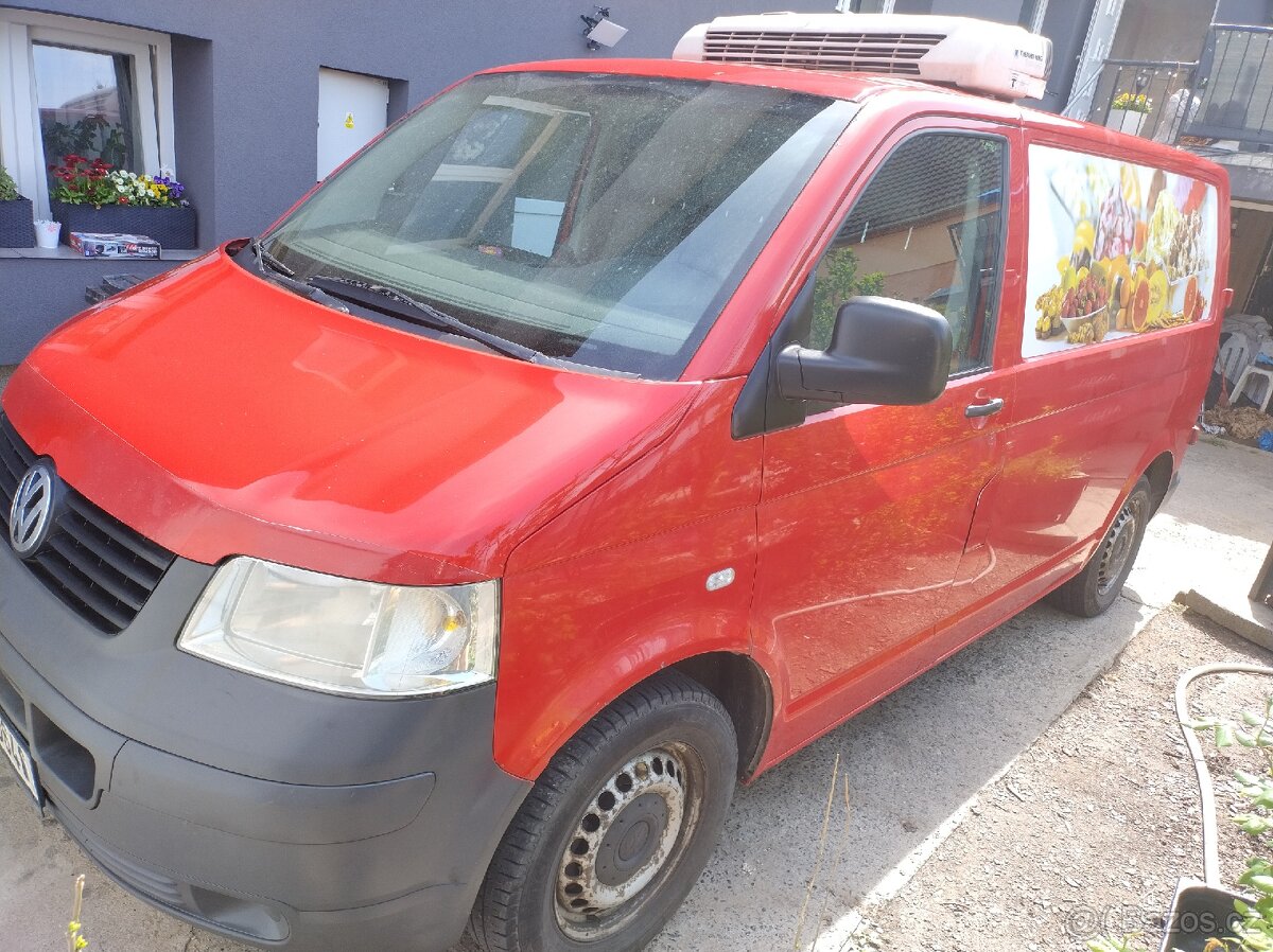 Volkswagen transporter T5 chlaďák -mrazák