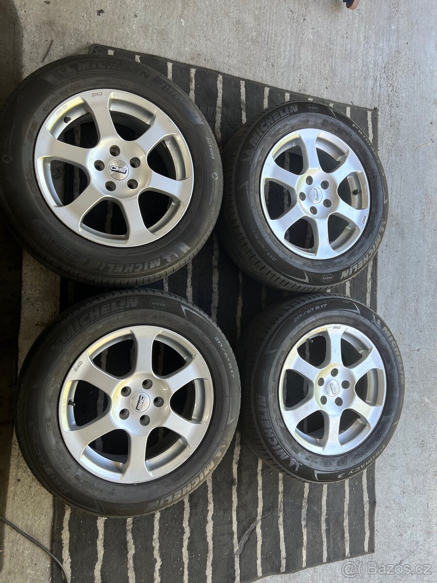 Letni Kola Nissan Qashqai 5x114.3 R17 215/65 ET40