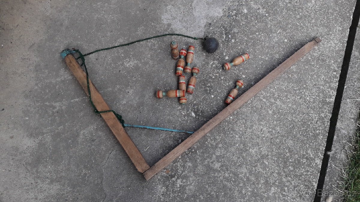 Ruské kuželky retro hračka