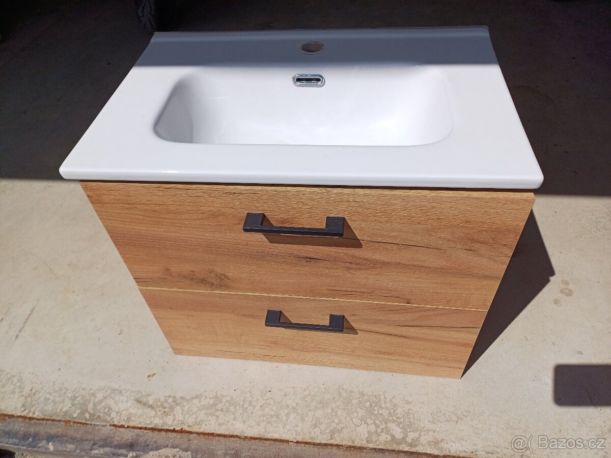 Koupelnová skříňka s umyvadlem 60cm