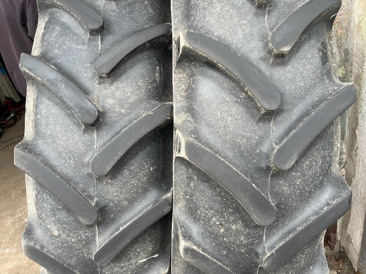 PIRELLI pneu 13.6r36 13.6 38 R36 13.6-36
