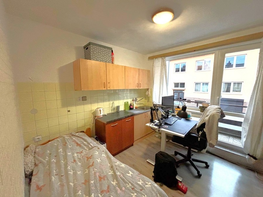 1.lůž. pok. studentiKy + 1 místo ve 2.lůž. pok. RD, zařízeno