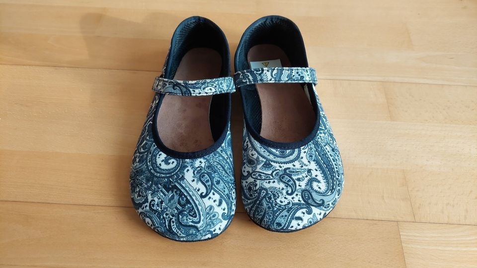 Baleríny Ahinsa Ananda bare vel. 40