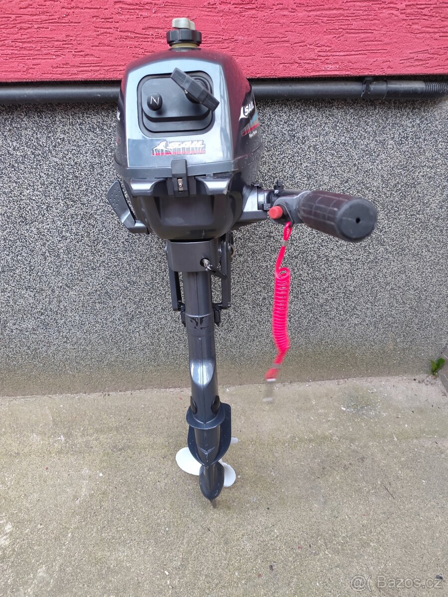 Prodam lodni motor Sail 2.5 k