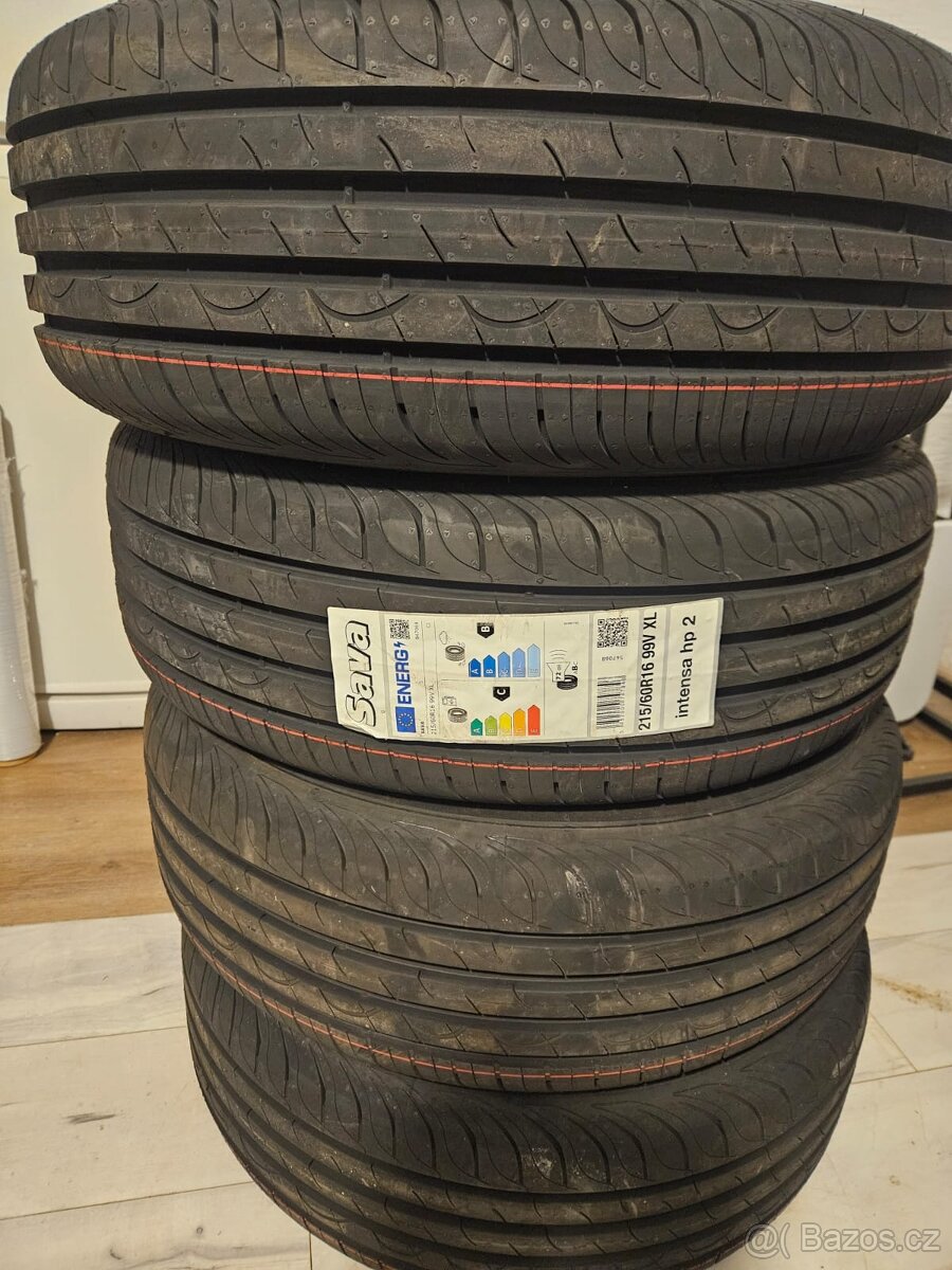 Nová sada pneumaik sava