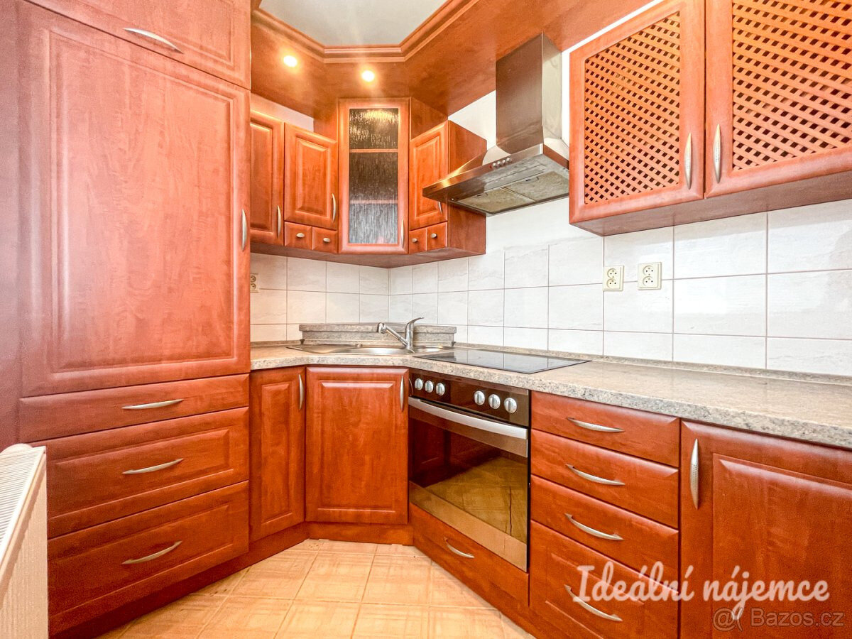 Pronájem bytu 2+1, , Krátká 2100, Boží Dar - 14.080,- Kč/měs