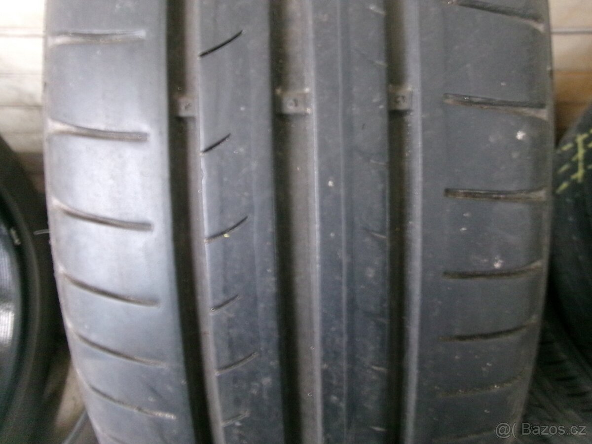 195/60 R15 DUNLOP (2x5 a 2x4,5mm) č.14447/b4