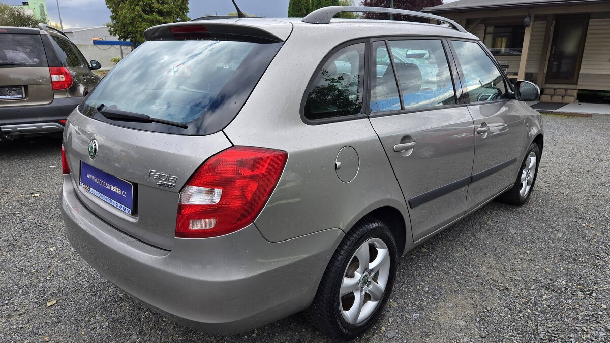 ŠKODA FABIA KOMBI 1.4 16V CLASSIC 1MAJITEL