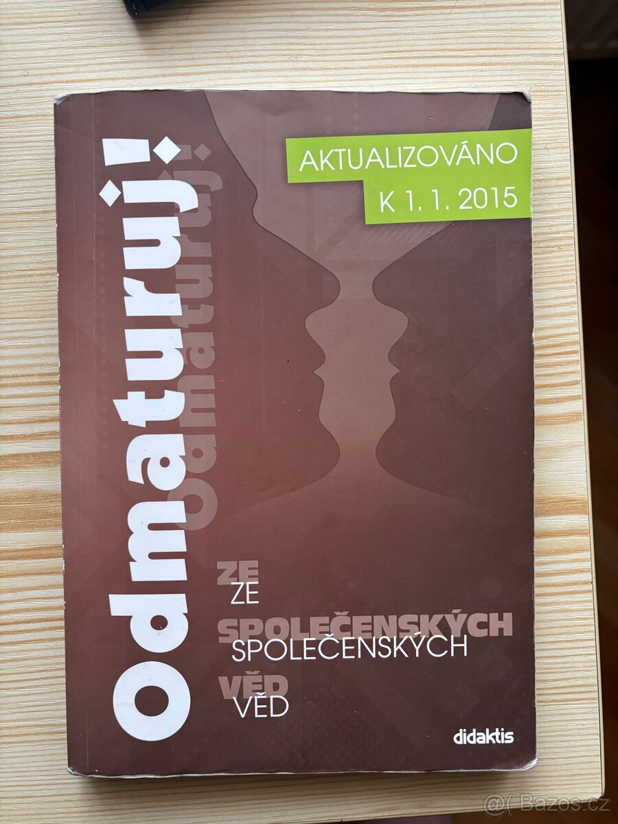Učebnice "Odmaturuj Ze společenských věd"